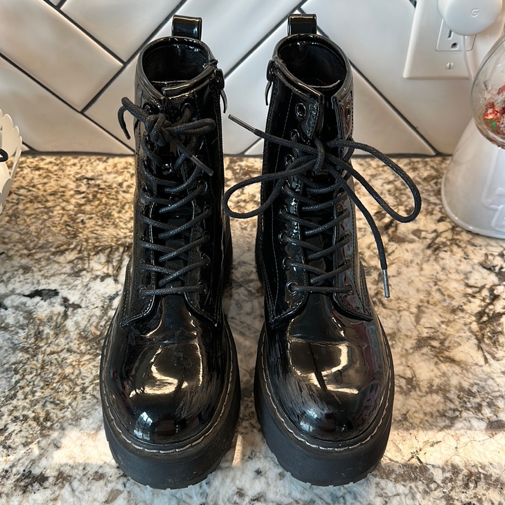 Steve Madden Boots